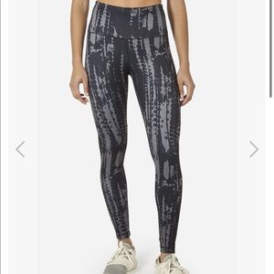 TYE DYE LEGGINGS🦋⭐️
